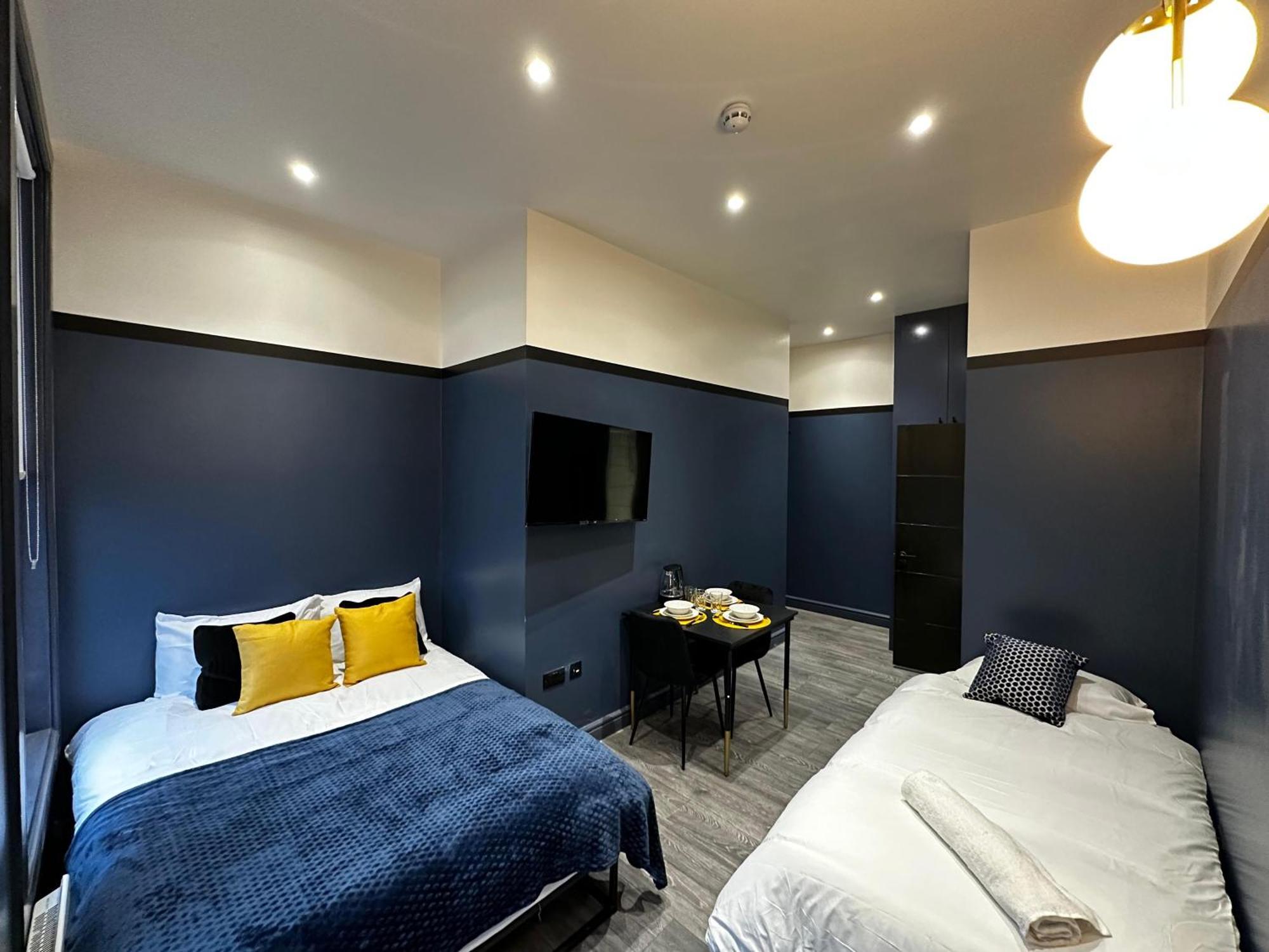 לונדון Luxury Studios In The City Centre מראה חיצוני תמונה