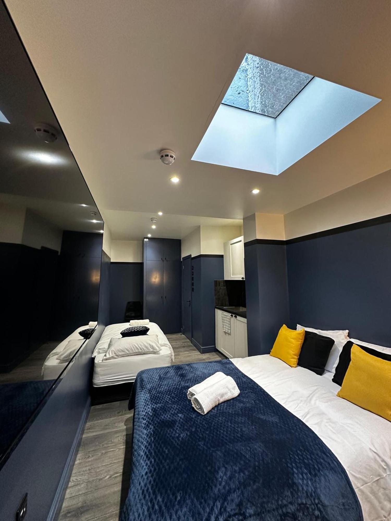 לונדון Luxury Studios In The City Centre מראה חיצוני תמונה
