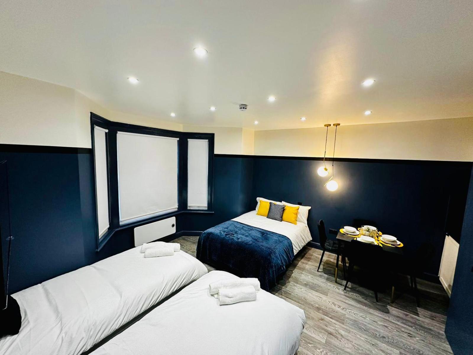 לונדון Luxury Studios In The City Centre מראה חיצוני תמונה
