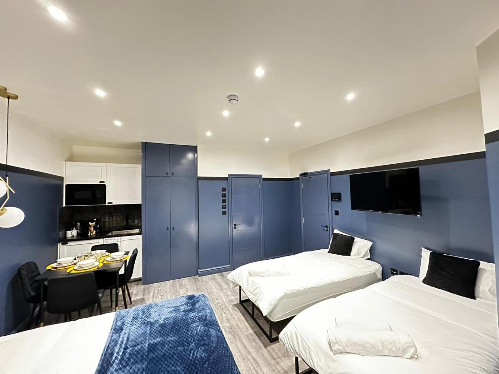 לונדון Luxury Studios In The City Centre מראה חיצוני תמונה