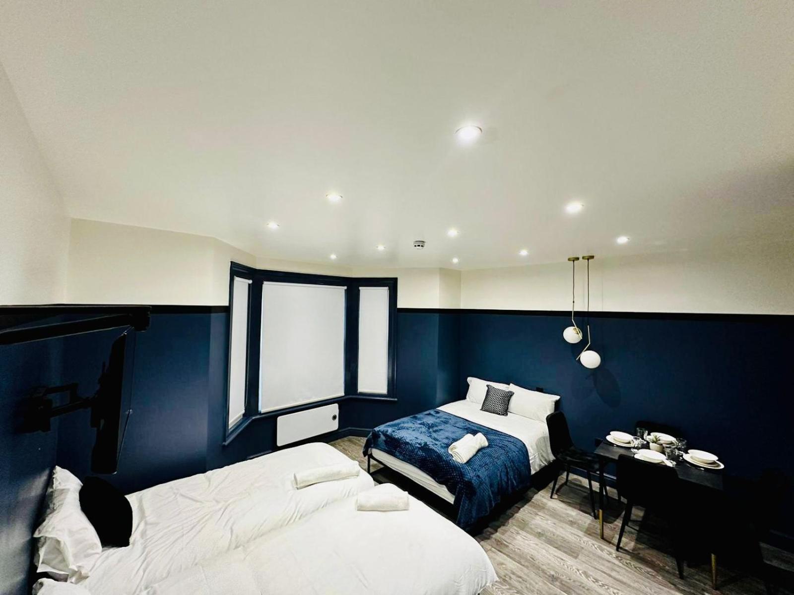 לונדון Luxury Studios In The City Centre מראה חיצוני תמונה