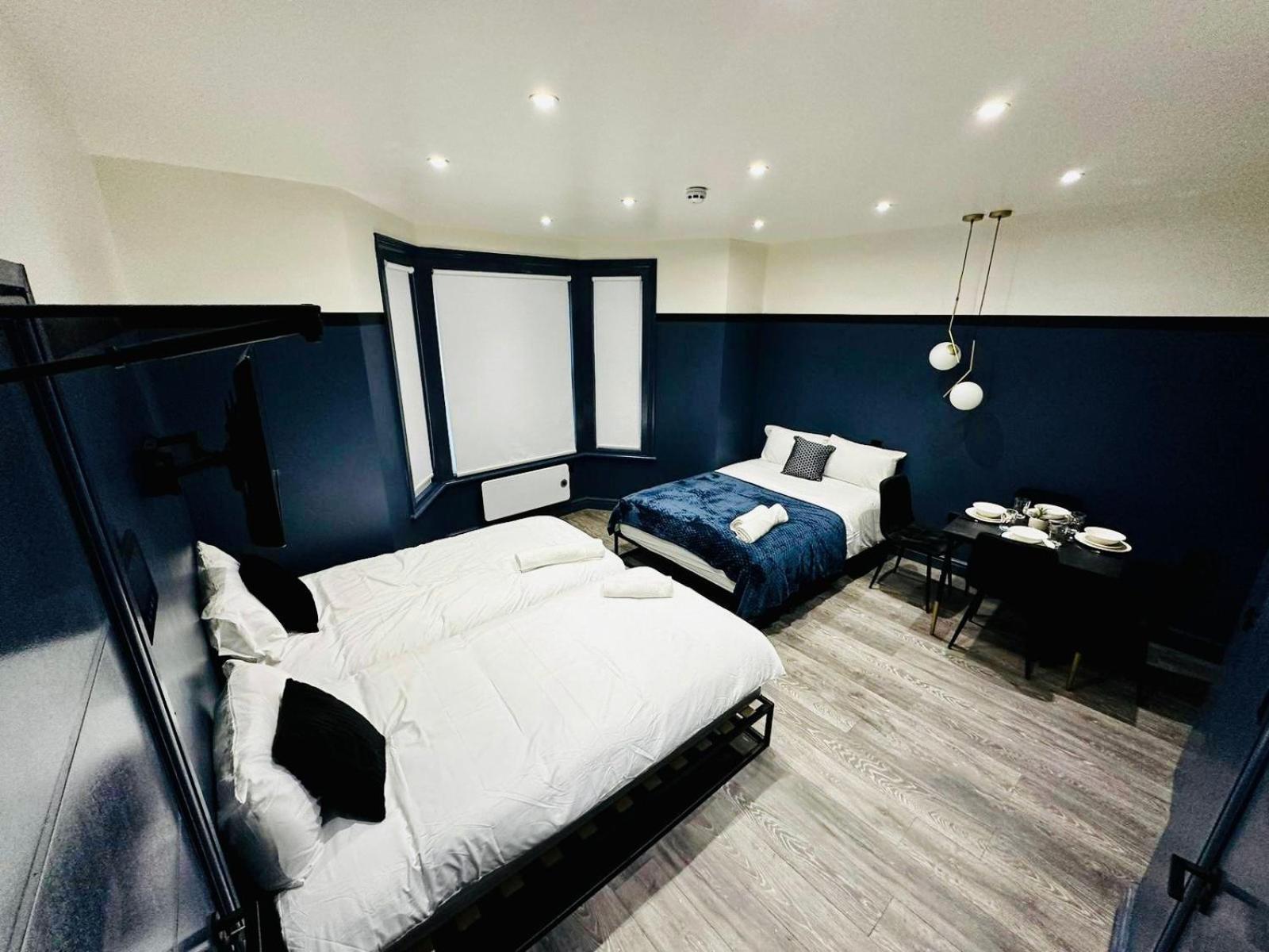 לונדון Luxury Studios In The City Centre מראה חיצוני תמונה